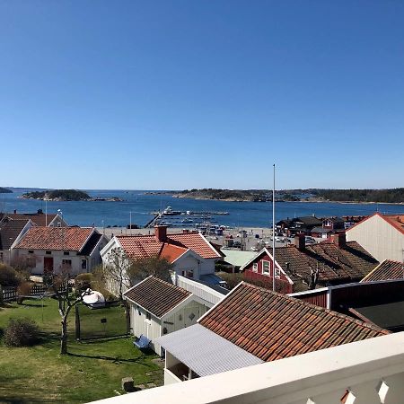 Vacker Vaning Med Havsutsikt I Stroemstads Centrum. Strömstad Exterior foto