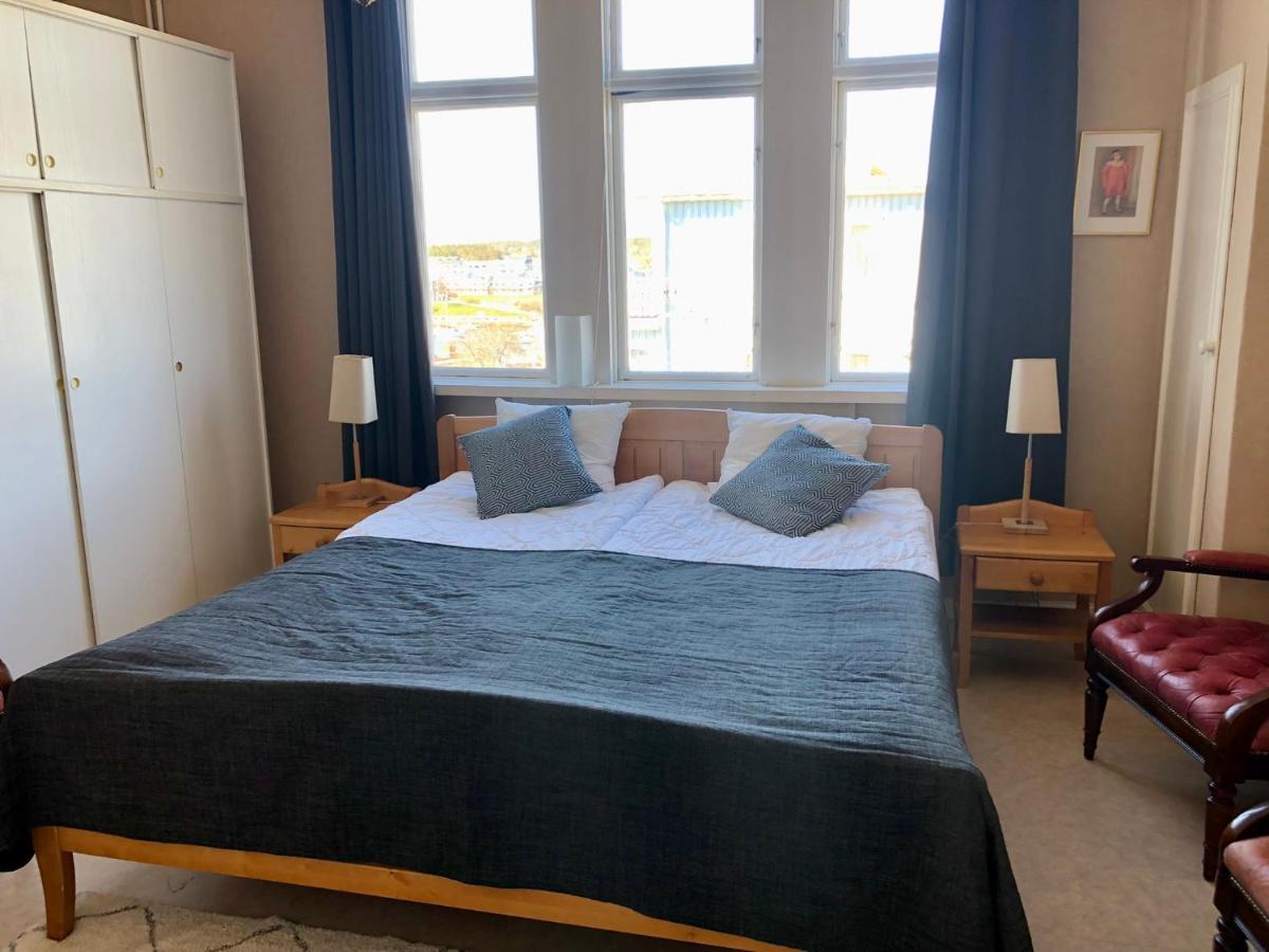 Vacker Vaning Med Havsutsikt I Stroemstads Centrum. Strömstad Exterior foto